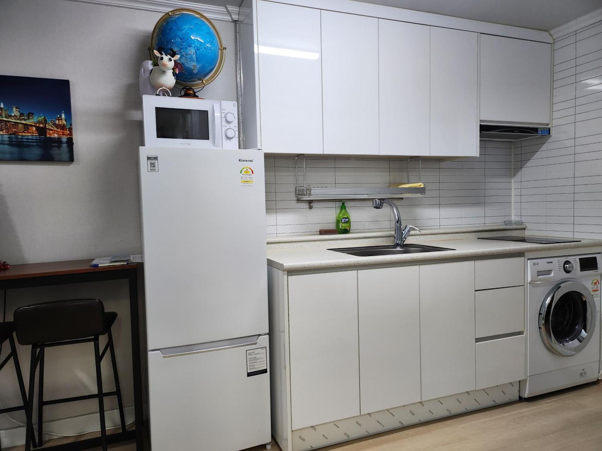 Brand New 2 Bedroom Apartment #6 Сеул Екстериор снимка